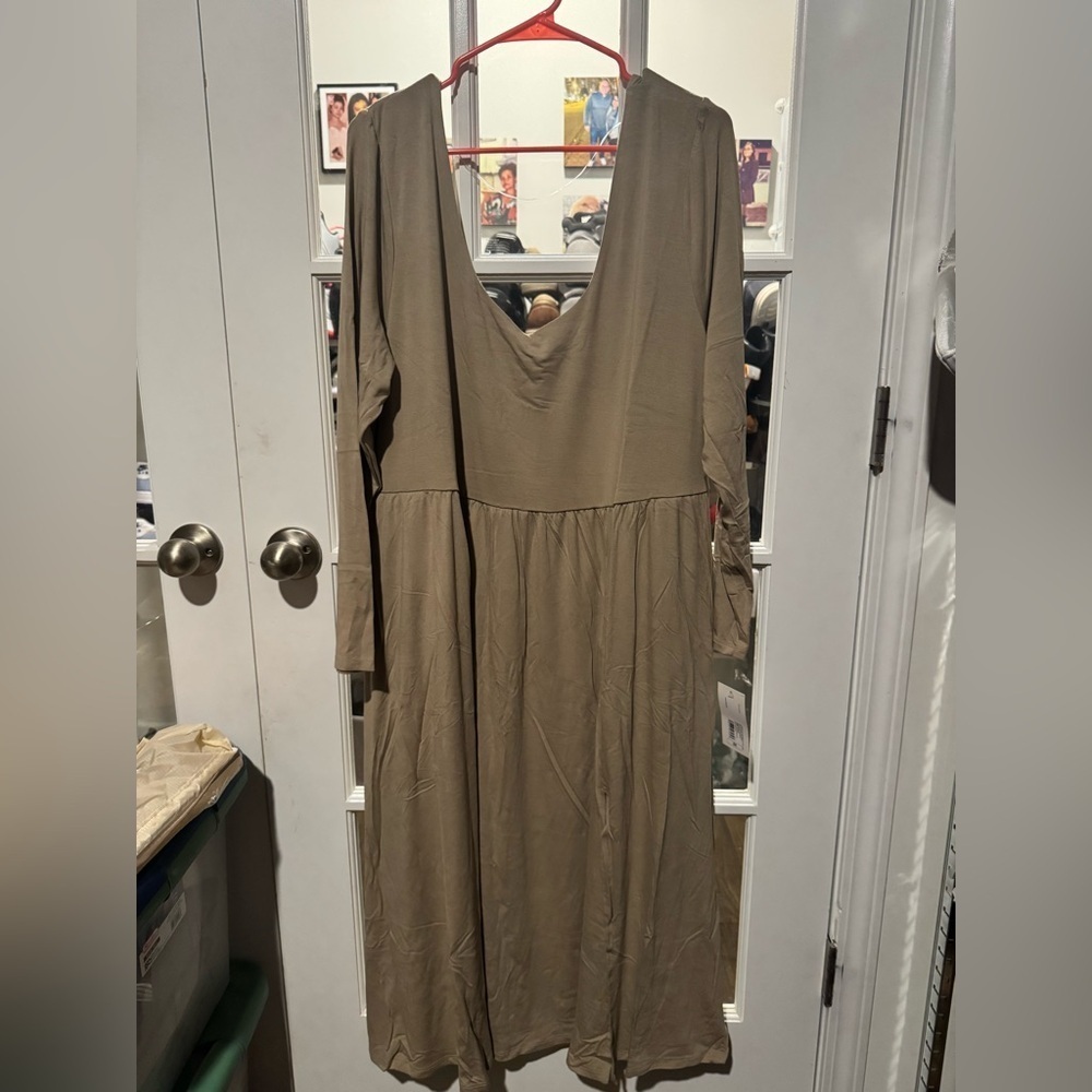 Size 4X A new day Backless Tan Dress